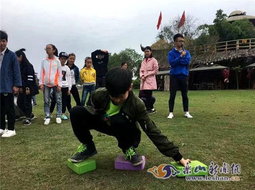 三人跑游戏,速度与智慧的较量